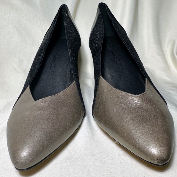 Hal Rubenstein Black & Metallic Leather Embossed Pump Sz 8.5 - Picture 2 of 7